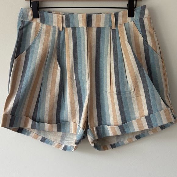 knot sisters Pants - NWT! Knot Sisters Stripe Short